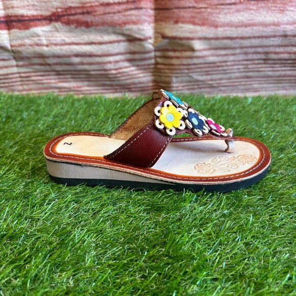 Women's Genuine Leather Sandals with Flower Details Handmade in Mexico - Picture 3 of 8